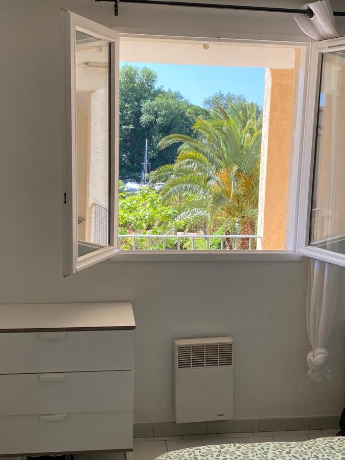 2 Bedrooms, 15 Min Walk To Beach, Ac, Pool & Fiber Internet In A Quiet, Private Gated Domain 5Kms To St Tropez Cogolin Bagian luar foto